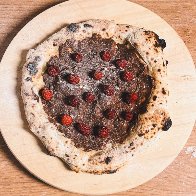 Dessert Pizza Nutella